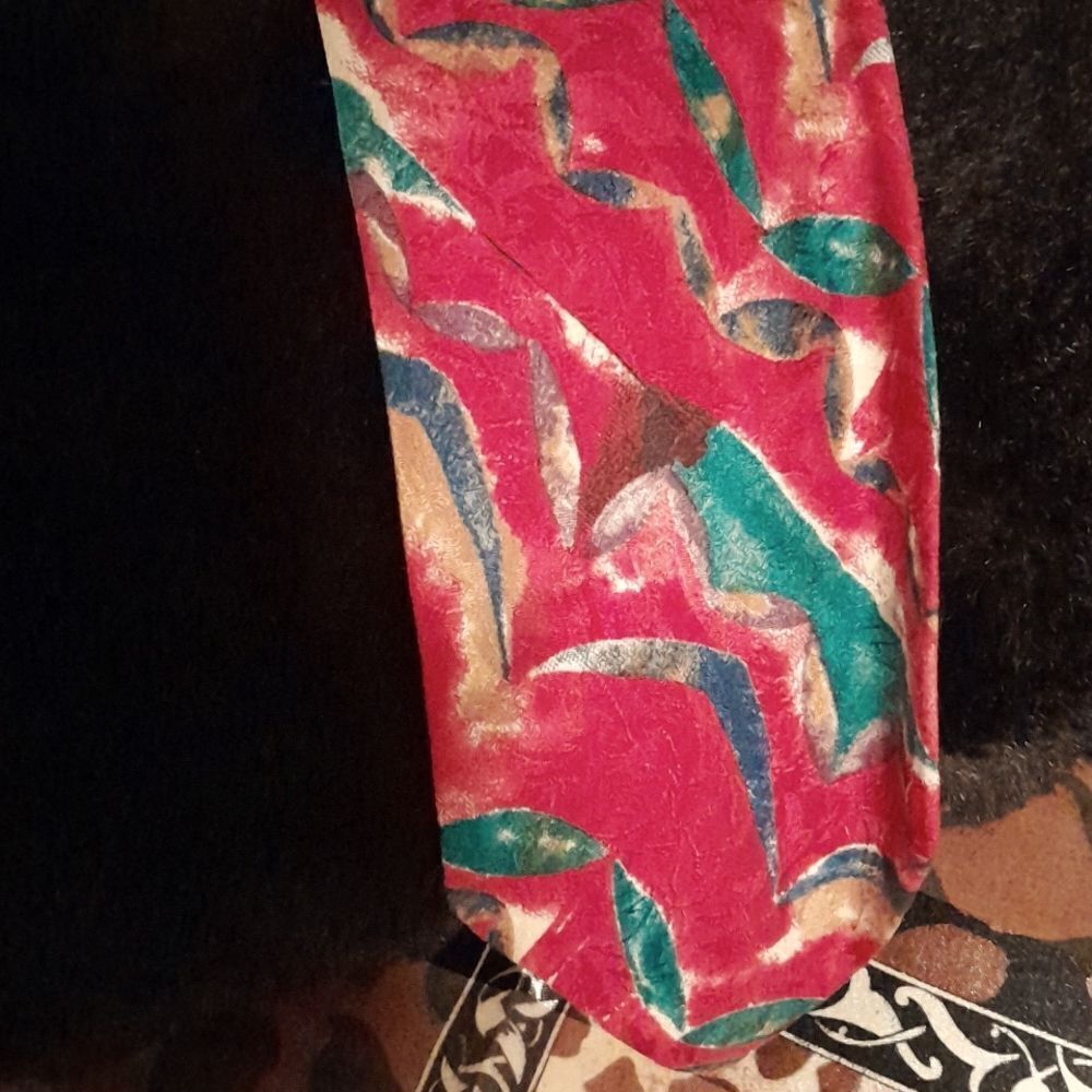 NWT Geoffrey Beene 100% Italian Silk Tie    All Ties Choose any 3 for $40